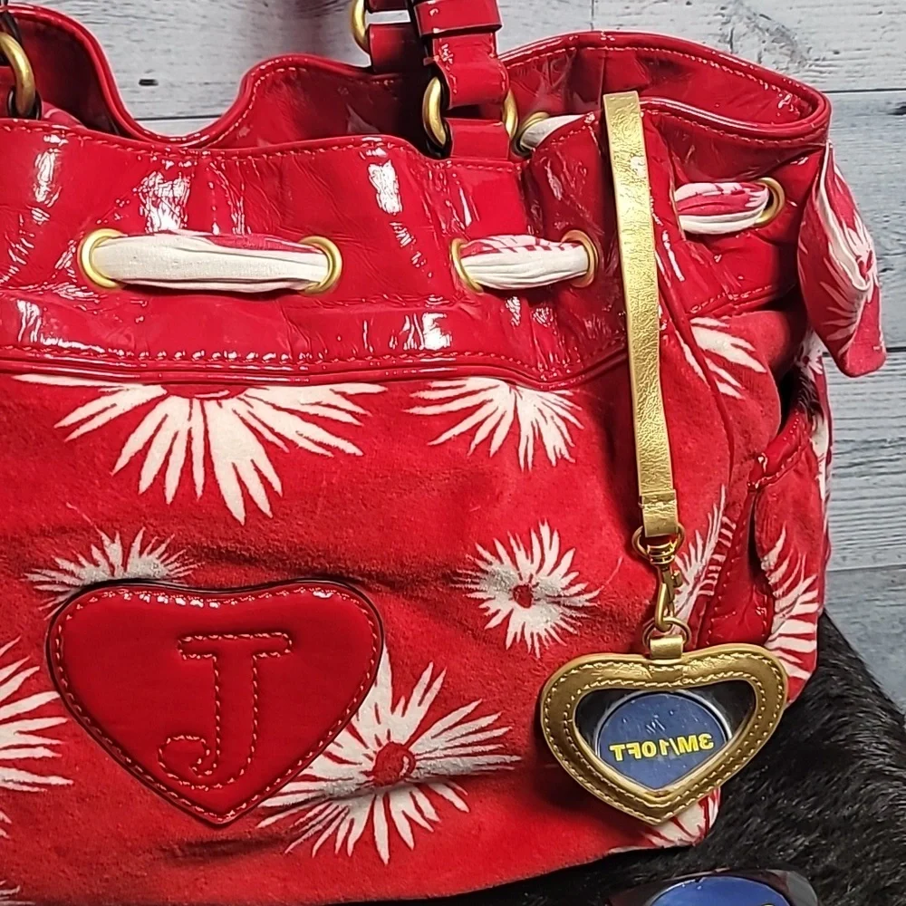 SOLD Vintage Y2K Juicy Couture Daydreamer Bag - Picture 5 of 17